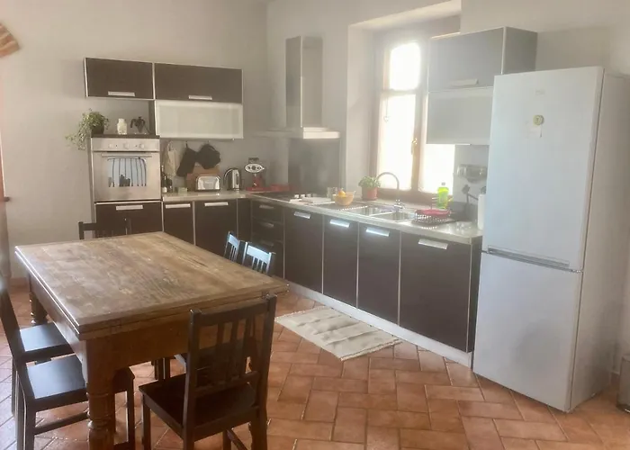 Hébergement de vacances Da Emi - La Casetta In Piazza Monforte dʼAlba